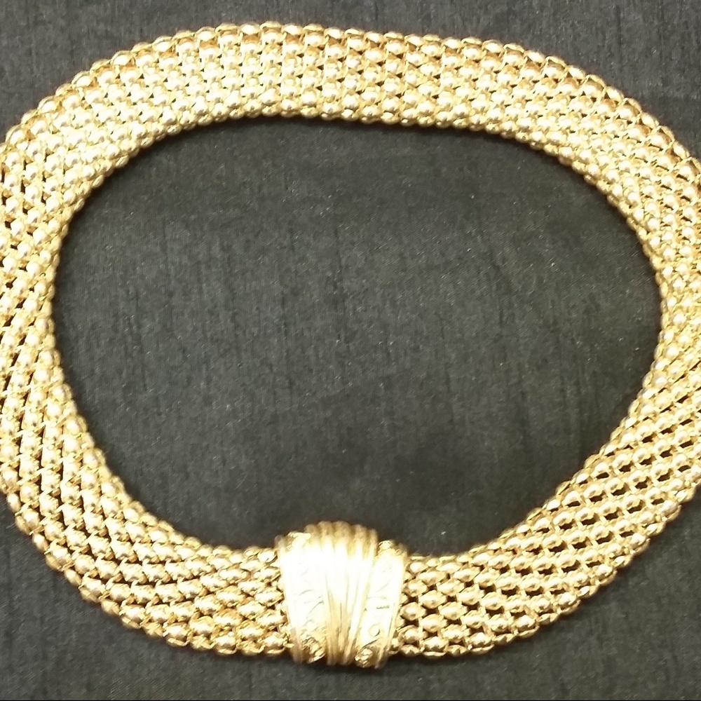 Gold metallic choker necklace